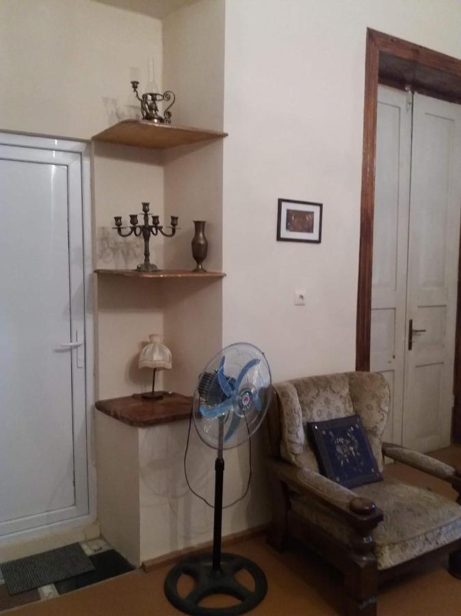Beruka Guest House Koutaïssi Extérieur photo