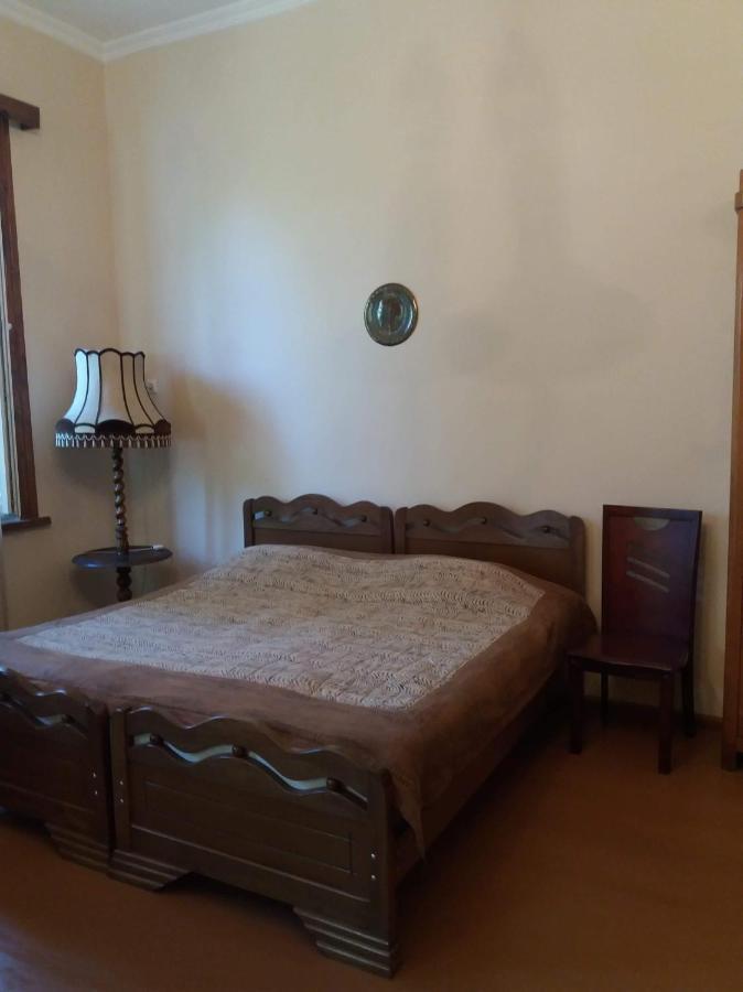 Beruka Guest House Koutaïssi Extérieur photo