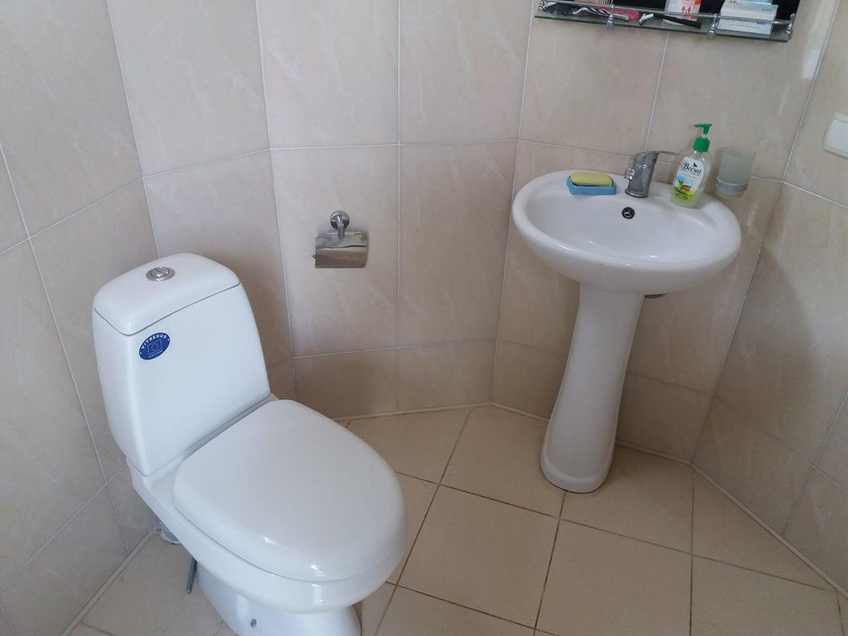 Beruka Guest House Koutaïssi Extérieur photo